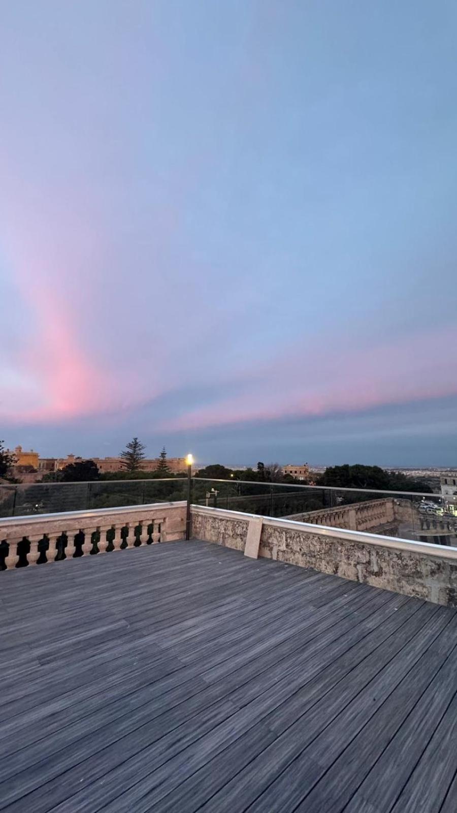 Howard House Hotel Mdina Bagian luar foto